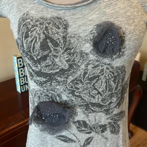 Lauren Conrad Oversized Gray Comfy Short Sleeve - Picture 3 of 9